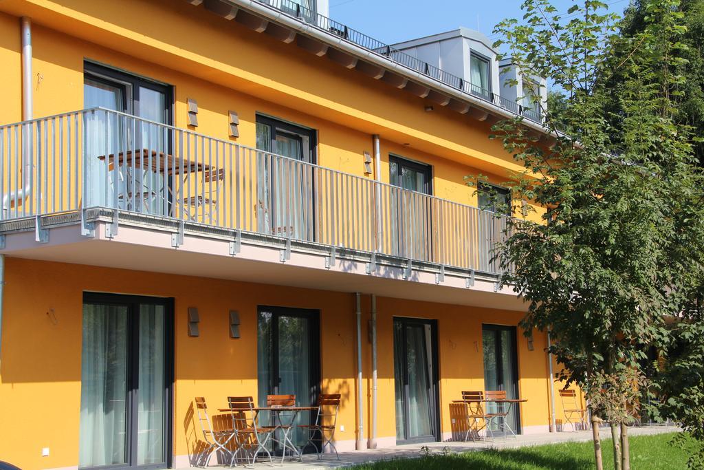 Gröbenzell牧羊人旅馆公寓式酒店 外观 照片